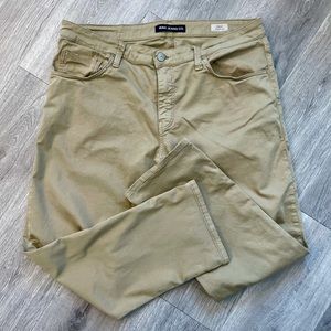 Mavi pants